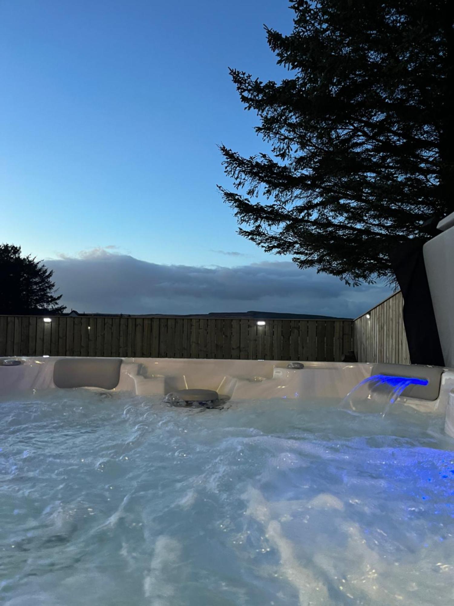 Thrumster Lodges - 3 Luxurious Self Catering Lodges On The Nc500, 2 With Hot Tubs Wick (Highlands) Luaran gambar