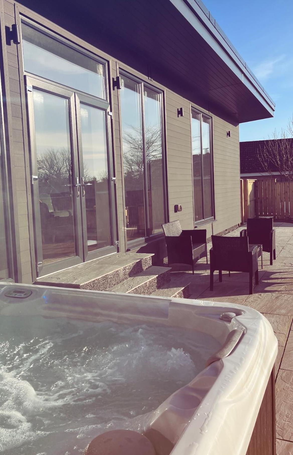 Thrumster Lodges - 3 Luxurious Self Catering Lodges On The Nc500, 2 With Hot Tubs Wick (Highlands) Luaran gambar